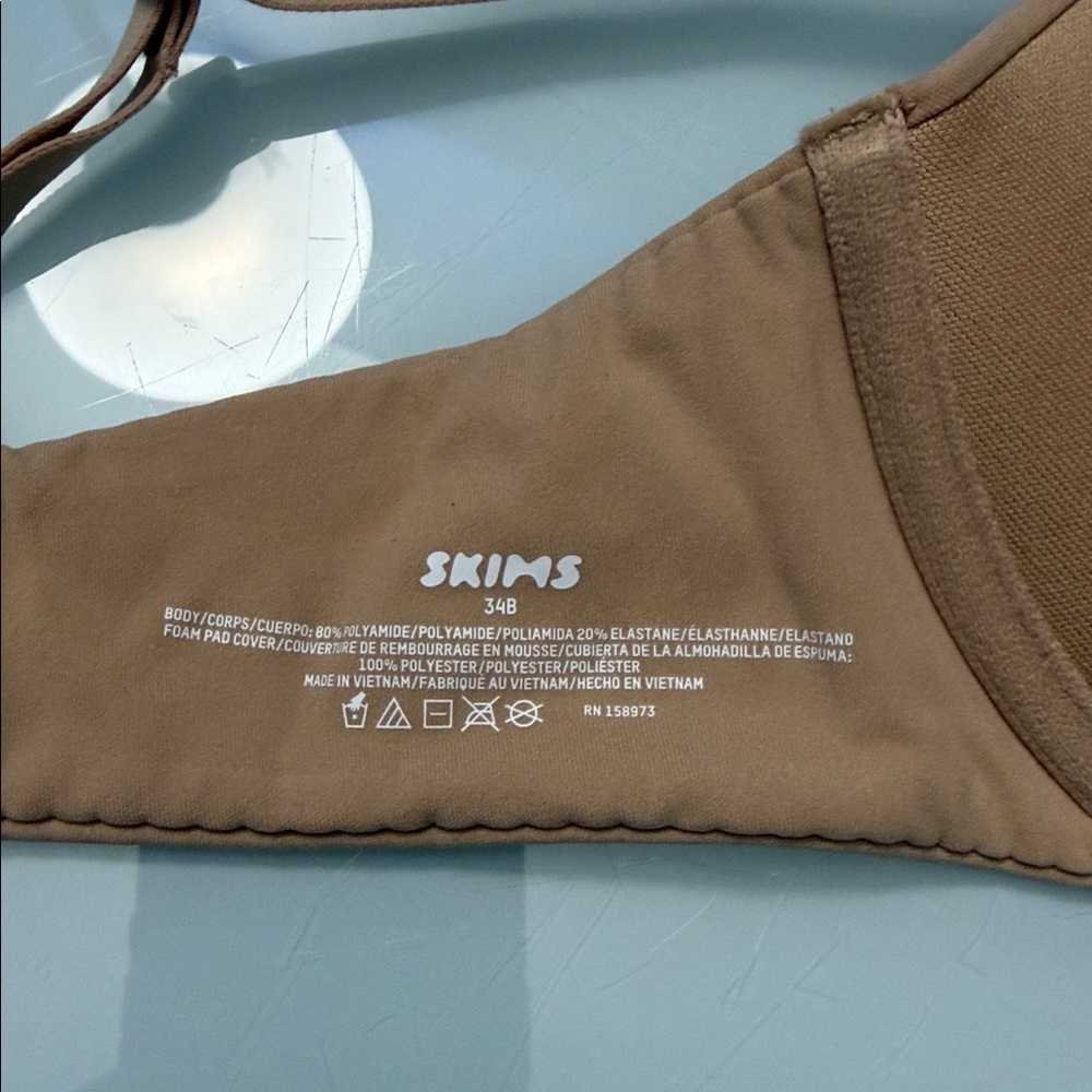 NWOT SKIMS Fits Everybody Push Up Demi Bra - Picture 2 of 4
